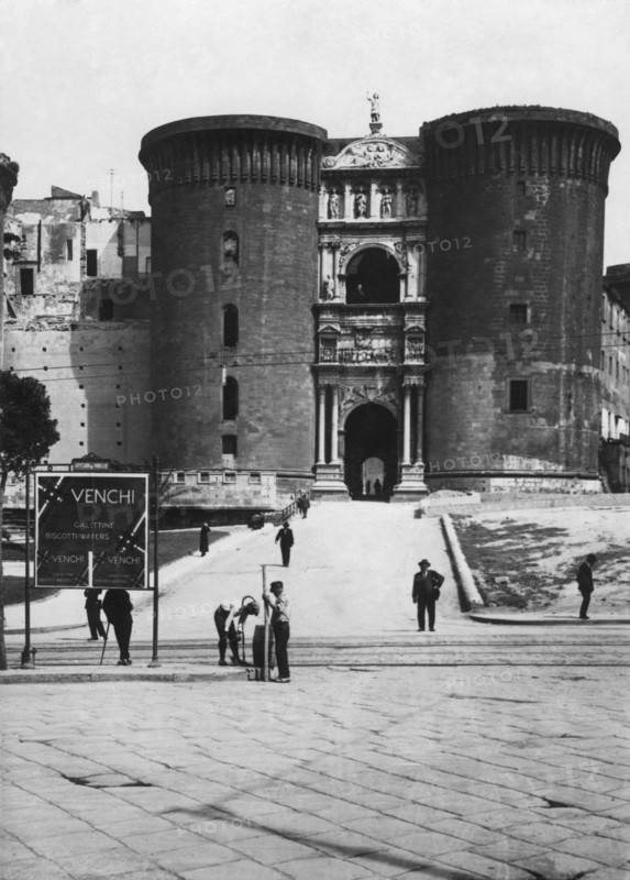 italie, campanie, naples, entrée du maschio angioino, 1910 1920