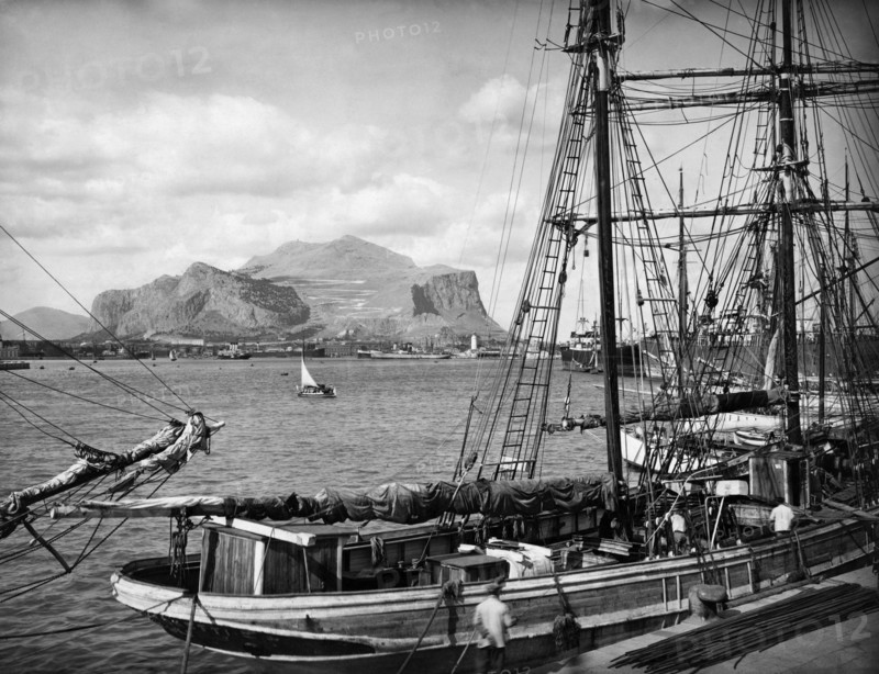 italie, sicile, palerme, monte pellegrino vu du port, 1910 1920