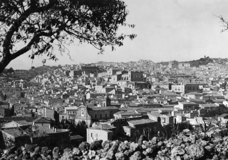 europe, italie, sicile, canicatti, vue de la ville, 1934
