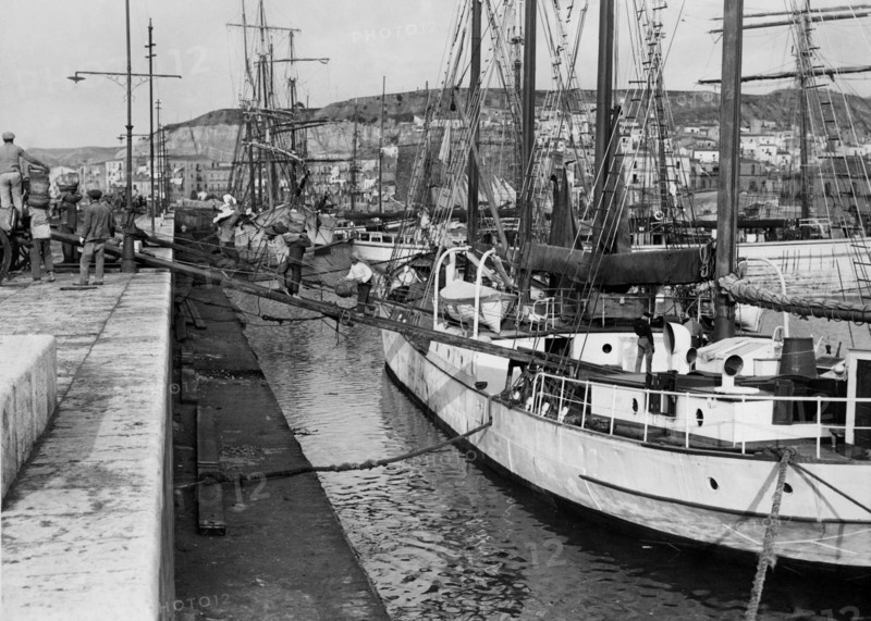 italie, sicile, porto empedocle, déchargement du travail des mineurs, 1920 1930