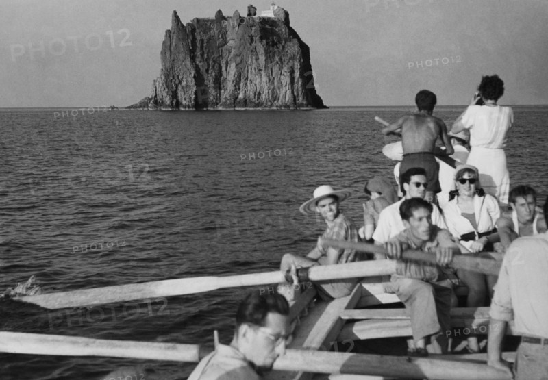 italie, sicile, îles éoliennes, île de stromboli, excursion à strombolicchio, 1910 1920