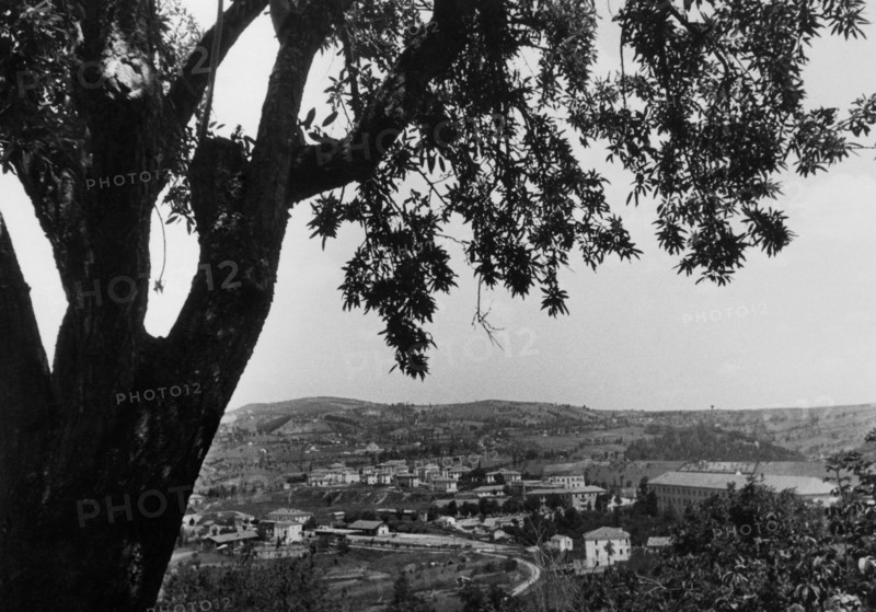 italie, basilicata, potenza, vue vers la gare supérieure, 1930