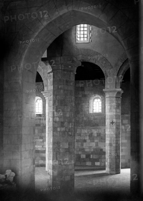 europe, italie, calabre, tropea, intérieur de la cathédrale, années 1920 1930