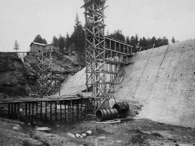 europe, italie, calabre, construction du barrage de trepidò, années 1920