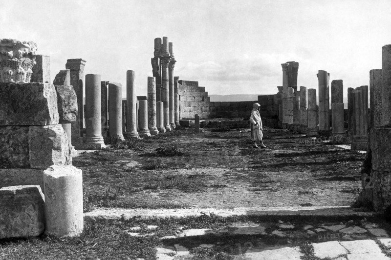 afrique, algérie, tebessa, vestiges de la grande basilique romaine, 1920