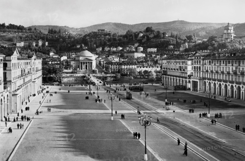 europa, italie, piedmont, turin, piazza vittorio veneto, 1957