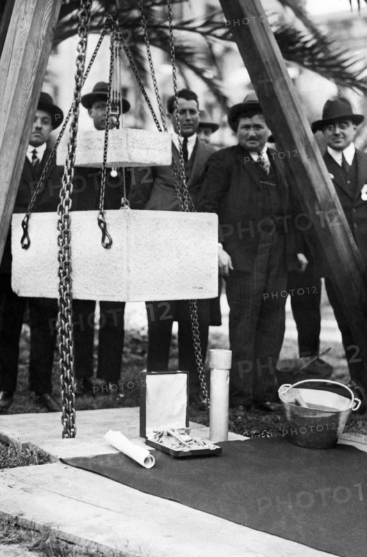 europe, italie, ligurie, genes, pose de la pierre du monument belgrano, années 1920