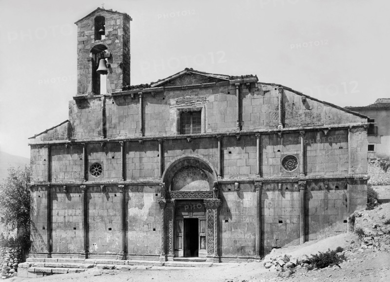 europe, italie, abruzzes, bazzano, église de santa giusta, 1910 1920