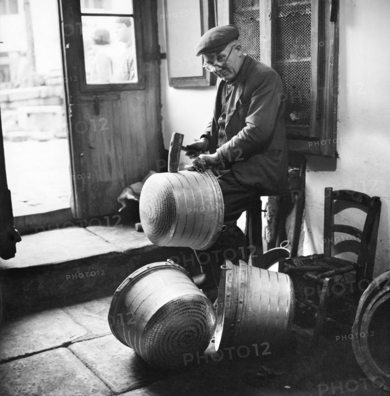 artisan, agnone, molise, 1965