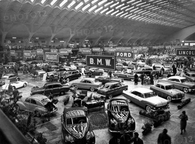 europe, italie, piedmont, turin, salon de l'automobile, vue du salon de l'automobile, 1955
