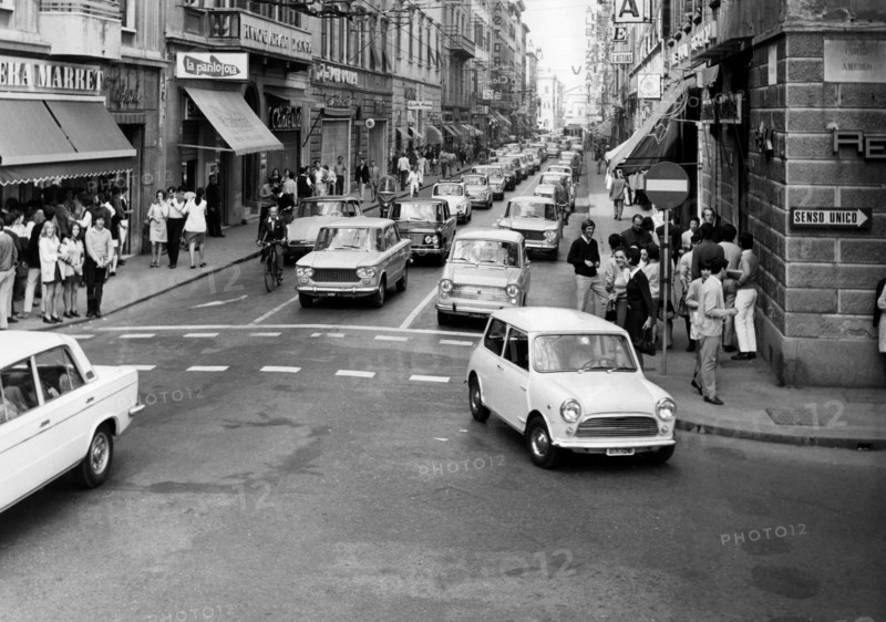 Italie, Toscane, Livourne, Vue de la Via Cairoli depuis Corso Amedeo, 1969