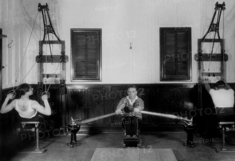 gymnase du navire duilio, 1930