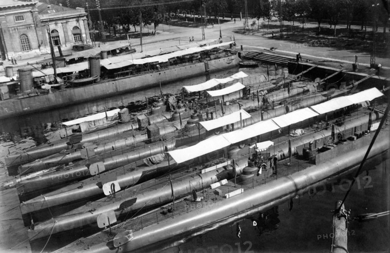 les sous-marins dans l'arche, 1915-18