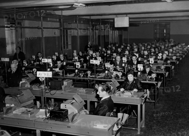 intérieur de la salle morse au bureau de poste, 1956