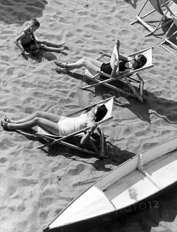 touristes au soleil, 1950
