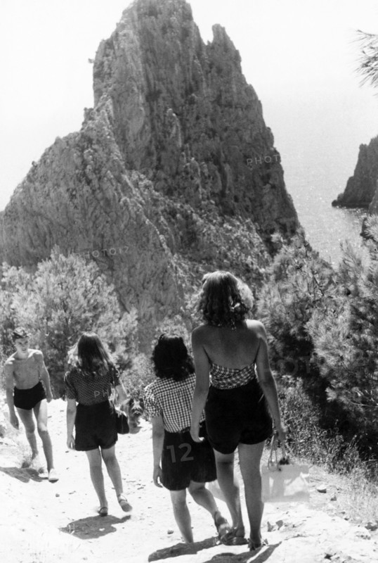 jeunes gens vers la plage, 1950