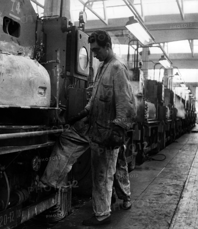 Vulcanizers. pirelli factory. bicocca. milano. 1971