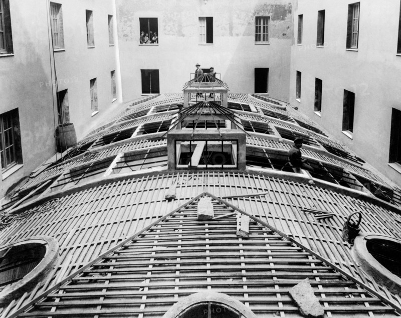 Italy. Lazio. Rome. the refectory of albergo del popolo in Rome still under construction. 1920-30