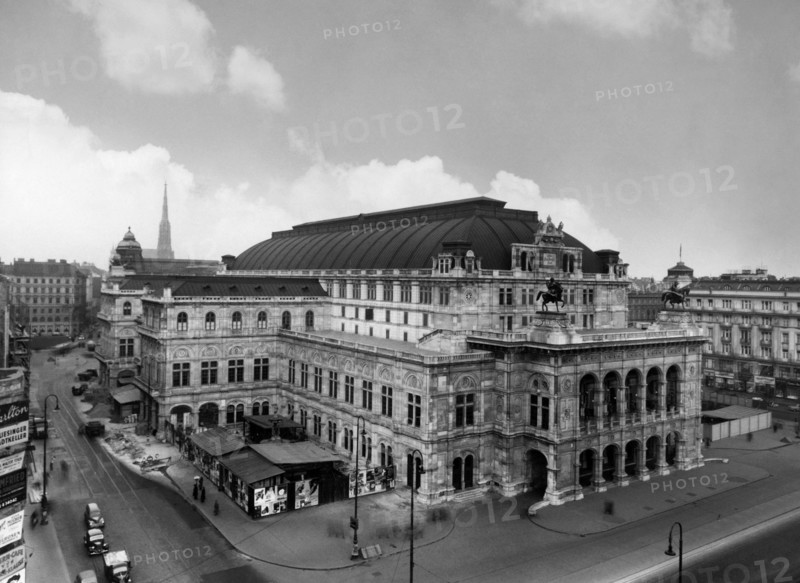 Wiener Staatsoper. Opera House. Vienna 1954