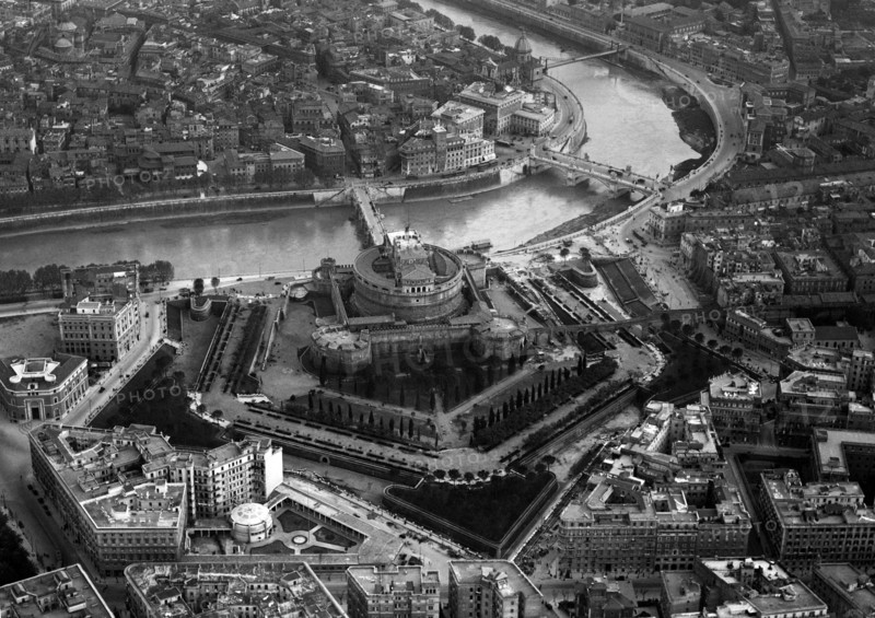 Rome. Aerial View Of Castel Sant'angelo. 1940