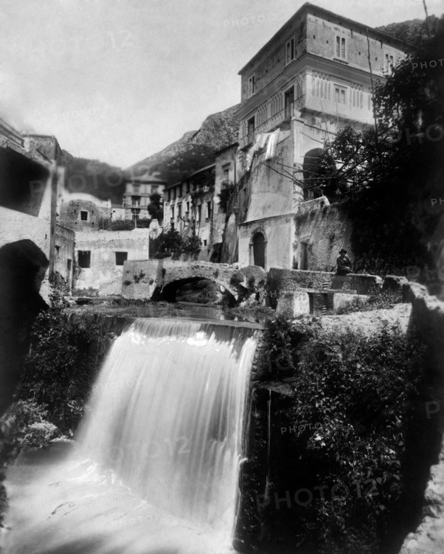 Italy. Campania. Valle Dei Mulini. 1910-20