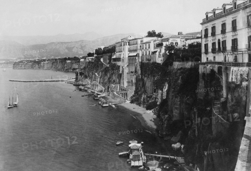 Italy. Campania. Marina Di Sorrento. 1910