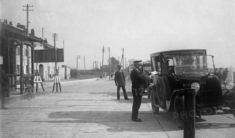 Milano-laghi Motorway. Toll. 1925