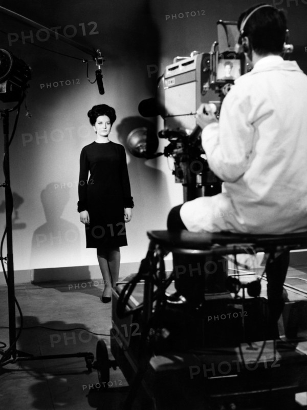 Mina. 1964