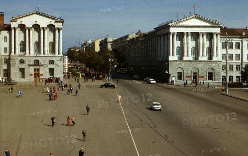Aerial view of Red Square and Lenin Street.