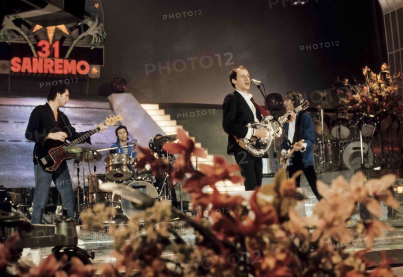 Dire Straits.