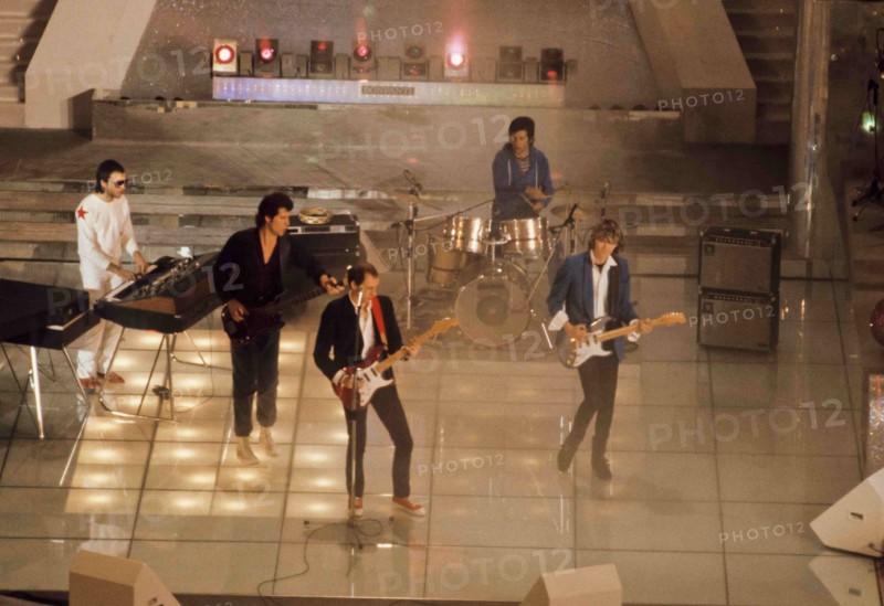 Dire Straits.