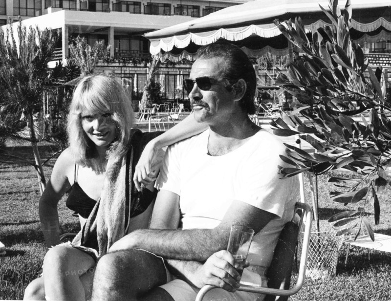 Sean Connery and Diane Cilento.