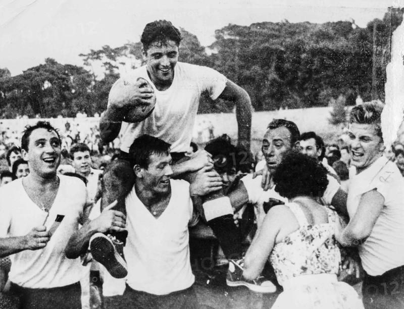 Sacha Distel.