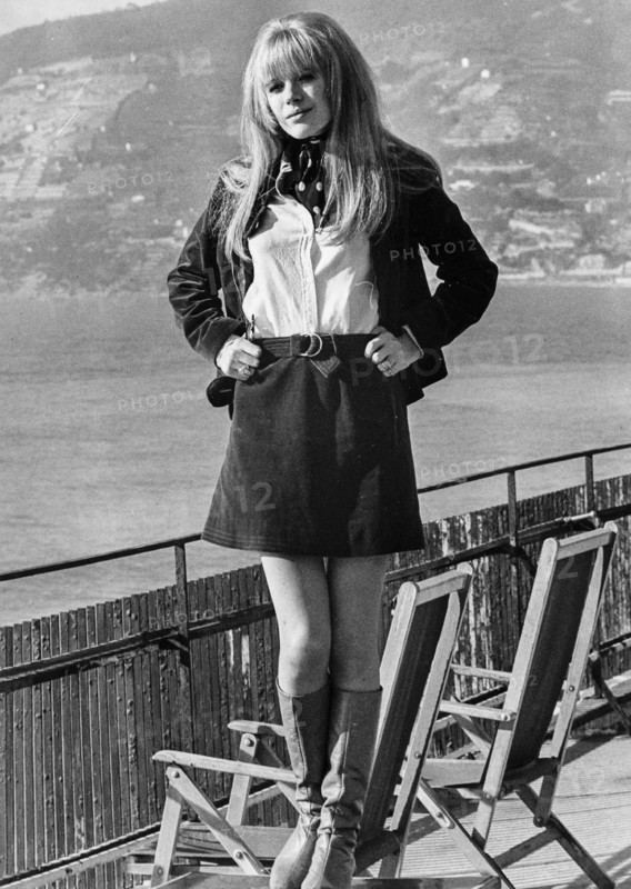 Marianne Faithfull.