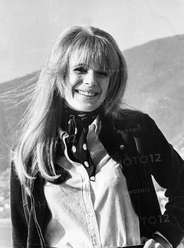 Marianne Faithfull.