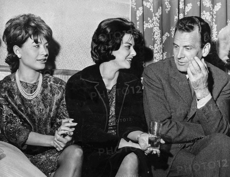 Franca Bettoja, Giovanna Ralli and Massimo Girotti.