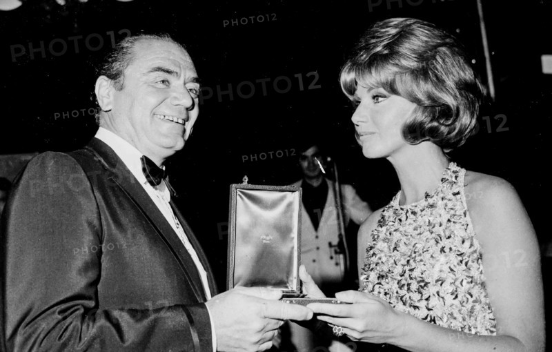 Robert Hossein and Caroline Eliaschef.