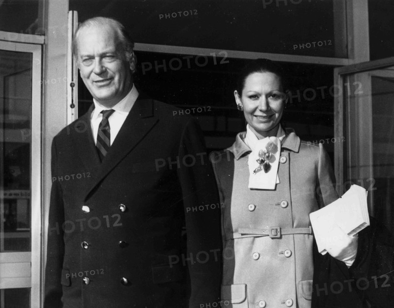Curd Jurgens and Simone Boucheron.
