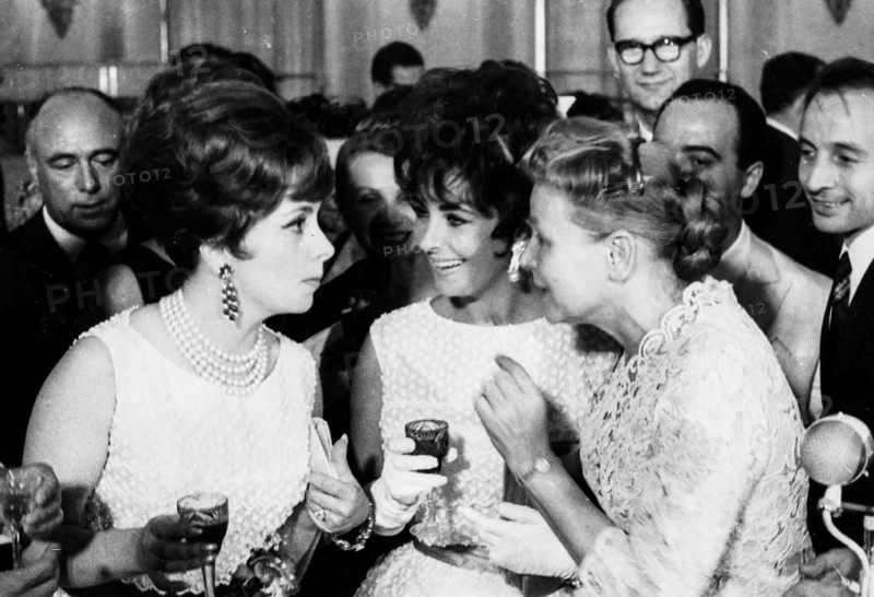 Gina Lollobrigida, Elizabeth Taylor and Ekaterina Furceva.