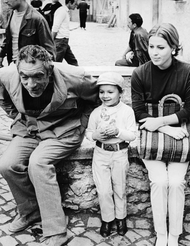 Anthony Quinn With Son Lorenzo And Wife Jolanda Addolori.