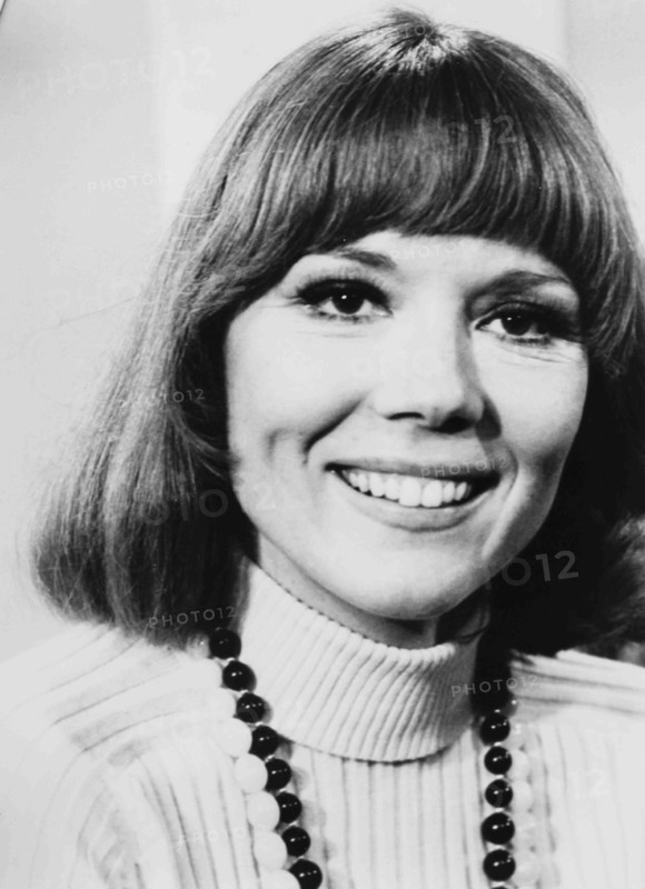 Diana Rigg.