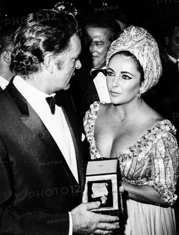 Elizabeth Taylor and Richard Burton.