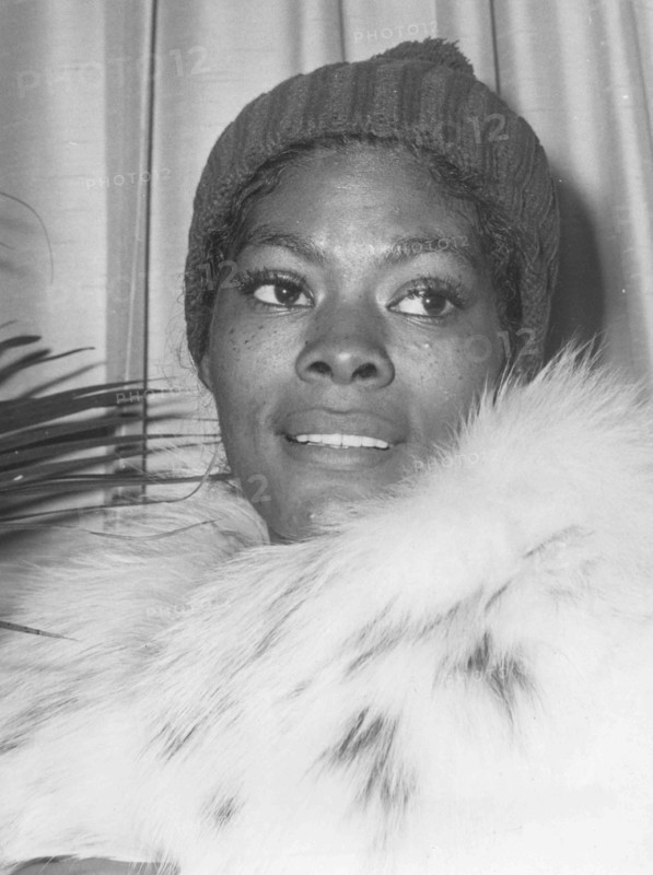 Dionne Warwick.