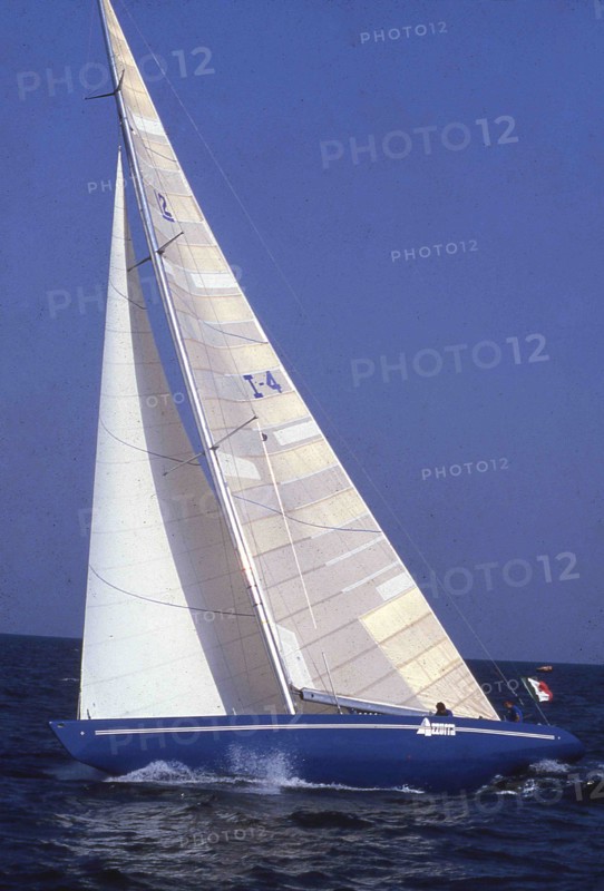 Azzurra.