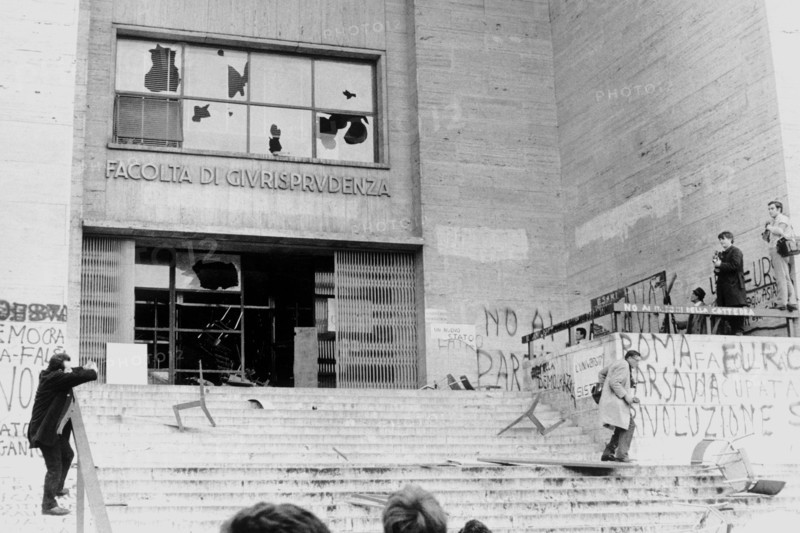 Italy, rome, valle giulia university, manifestation, 1968