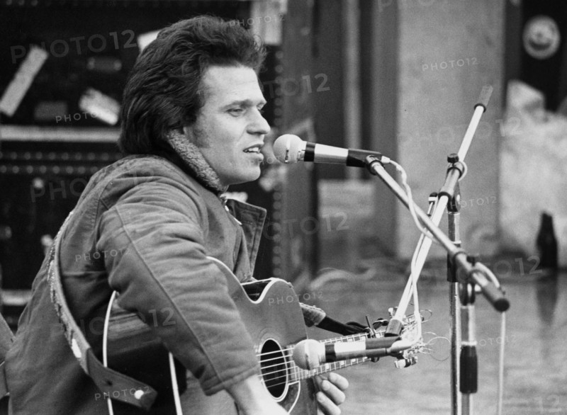 Country joe mcdonald, 1975
