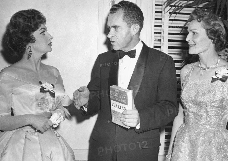 Gina lollobrigida, richard nixon, pat nixon