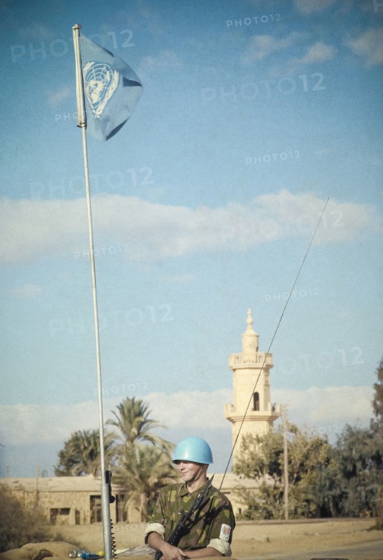 Onu soldier, lebanon refugee camp, 70's