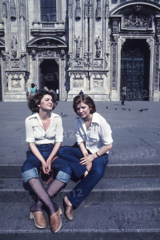 Young woman, milan duomo, 70's