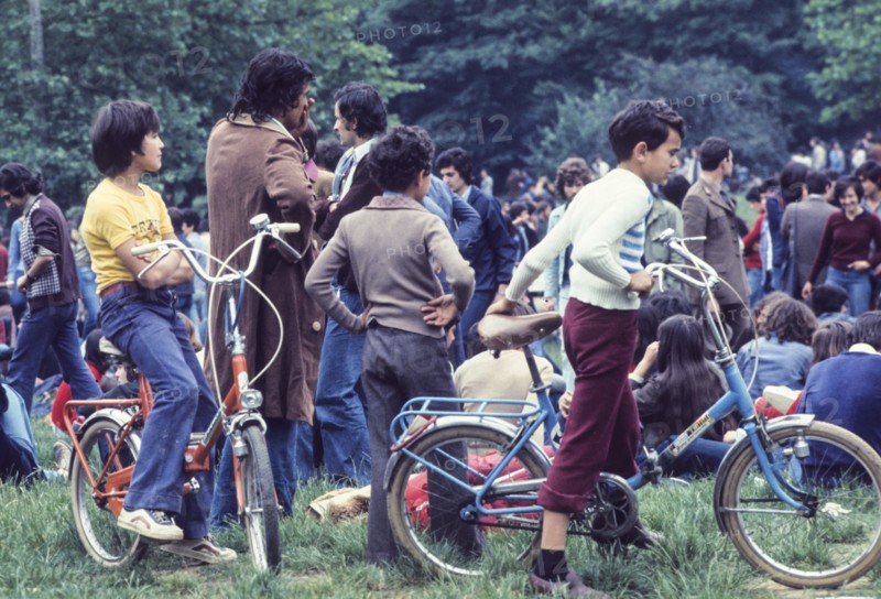 Young people at pop music festival, 70's
